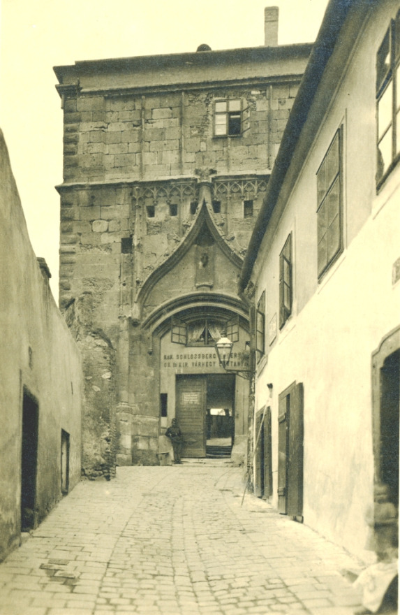 horvath_003